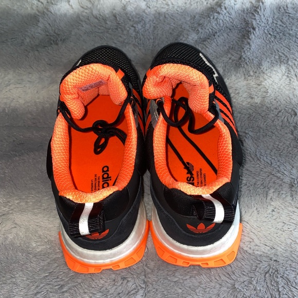 Men’s Adidas Sneakers - Picture 2 of 4